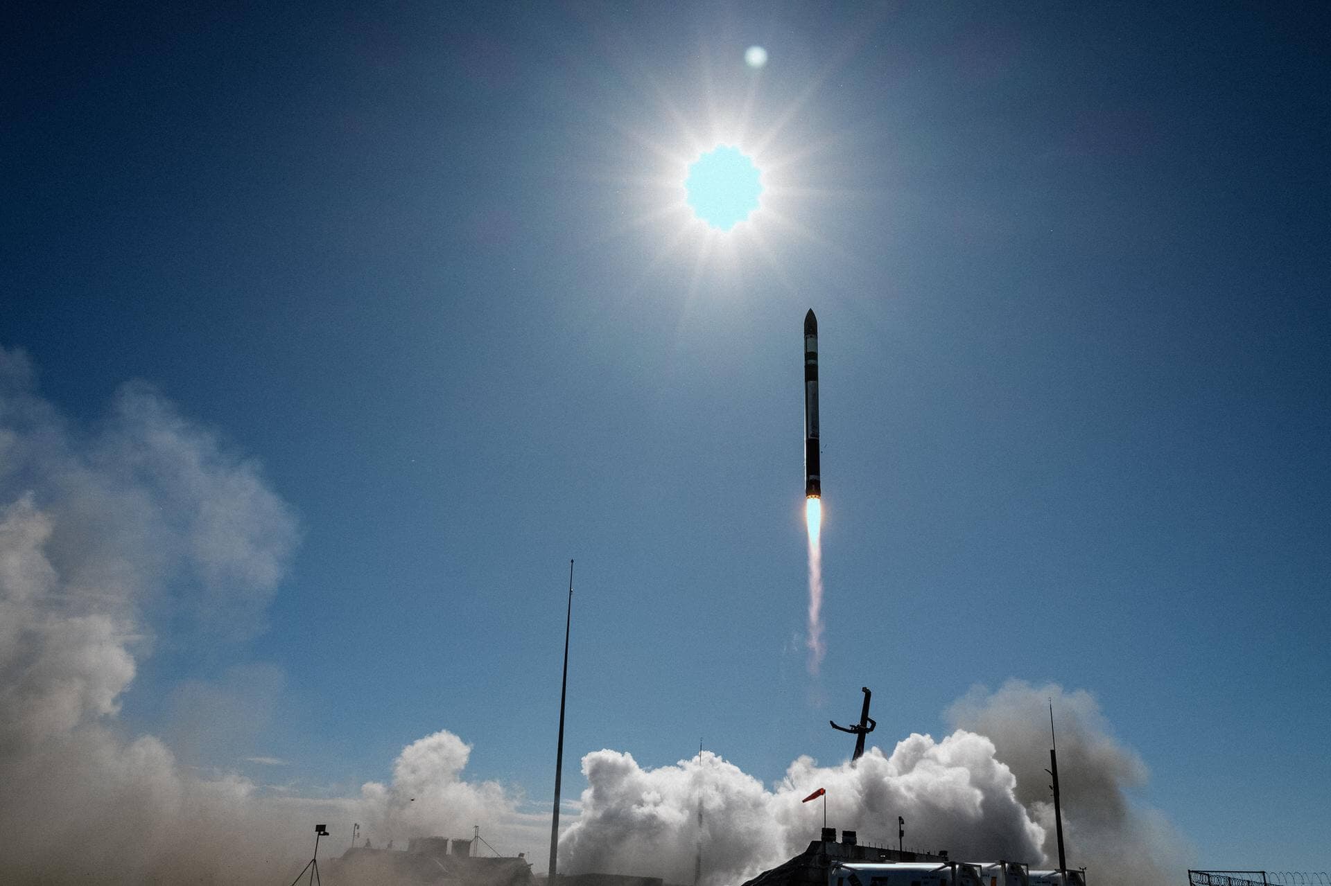 Electron | The Moon God Awakens (QPS-SAR-5)